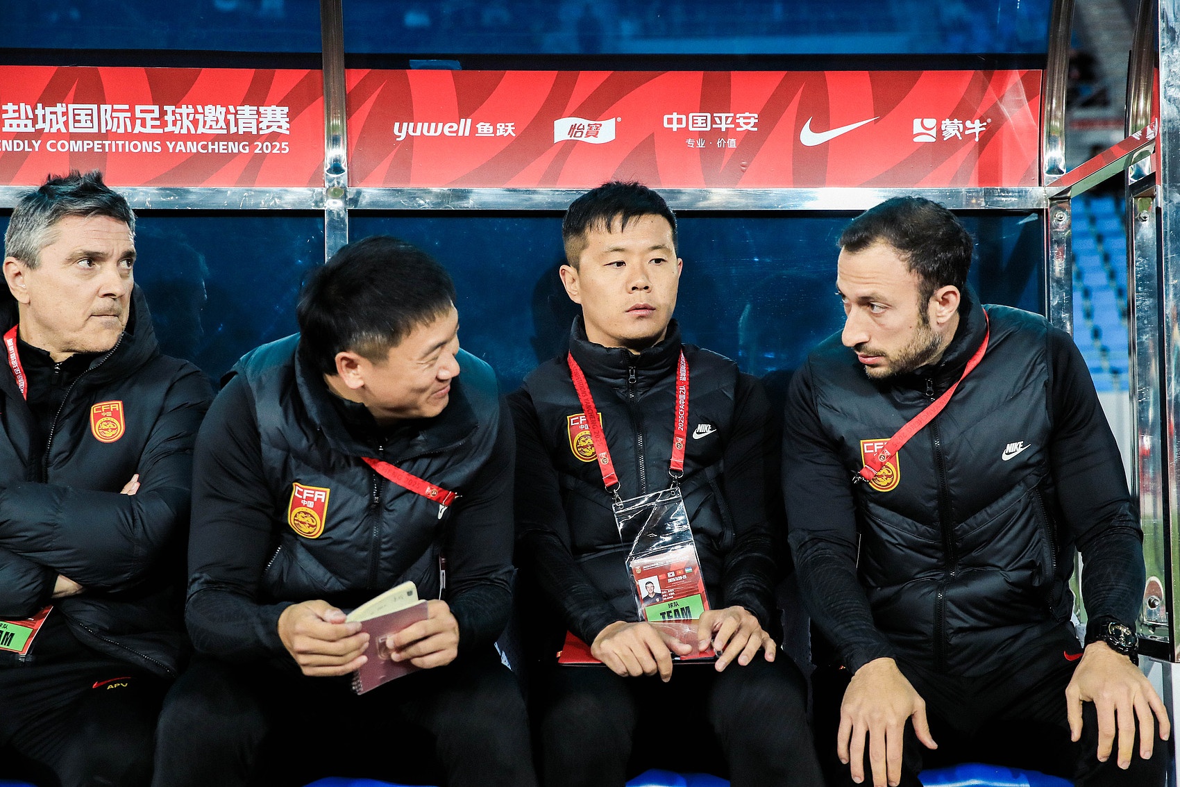 去哪儿？前蓉城、三镇外援帕拉西奥斯晒照，将返回中国